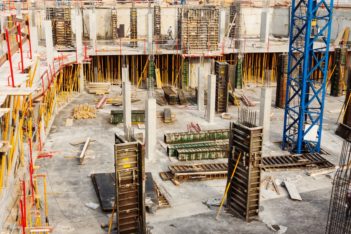 Read more about the article Ensuring Safety on Construction Sites